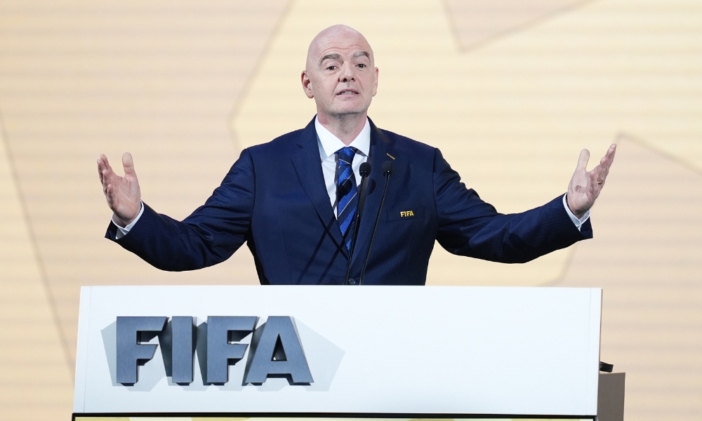 星空体育官网：都体：尤文有意用加蒂+现金来和那不勒斯交换奥斯梅恩.